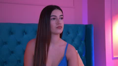 Snapshot of taliamorenne chatting on October 2025 03:29:02 PM taliamorenne online show from October 2025 03:29:02 PM