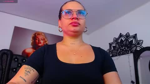 taliana36 online show from October 2025 12:17:02 PM