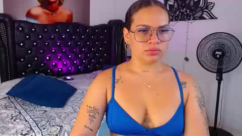 taliana36 online show from November 2025 12:28:01 PM