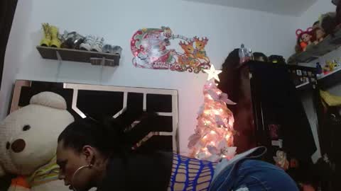 talianha online show from November 2025 10:01:01 PM