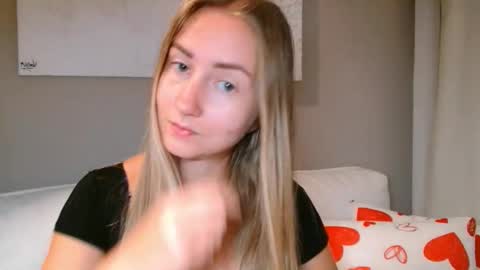  Kira  online show from October 2025 06:03:01 AM