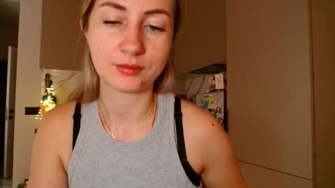  Kira  online show from March 2026 08:32:02 AM
