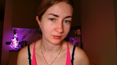  Kira  online show from March 2026 06:39:01 AM