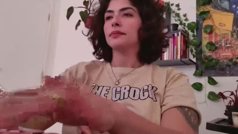 Tali Majid online show from December 2025 12:09:01 PM