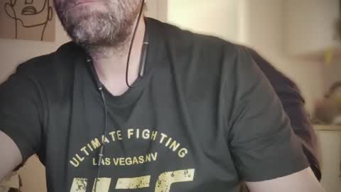 Aligator online show from January 2025 01:00:01 AM