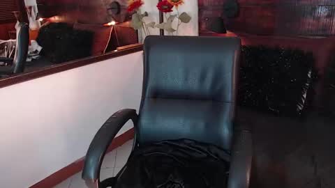    online show from March 2025 07:38:02 PM