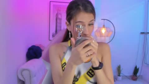 Tamara online show from February 2025 06:43:02 AM