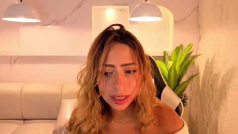 Tamara  online show from February 2026 07:19:02 PM