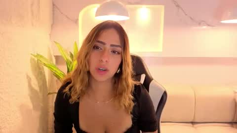 Tamara  online show from February 2026 07:42:02 PM