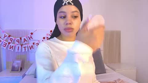 Snapshot of tamara_walter chatting on February 2026 04:25:01 PM Tamara online show from February 2026 04:25:01 PM