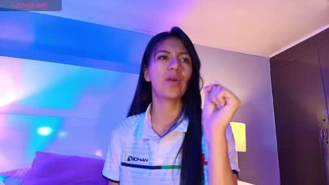 Tamy  online show from October 2025 12:56:02 PM