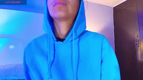 Tamy  online show from October 2025 12:47:01 PM