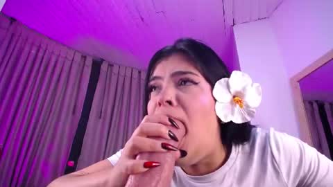 tamararosses online show from July 2026 01:06:02 PM