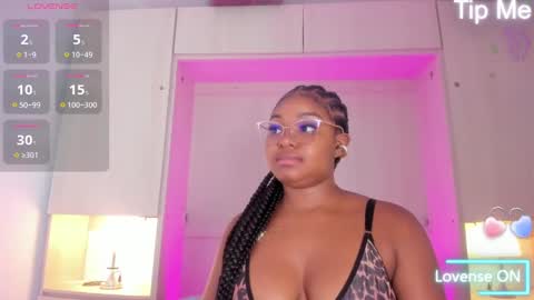 Tami online show from September 2025 08:21:01 PM