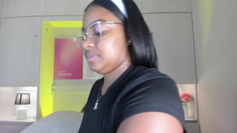 Tami online show from February 2026 07:39:01 PM