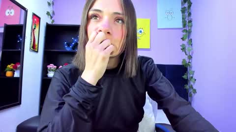 tammy_thompson_ online show from September 2025 02:39:02 PM