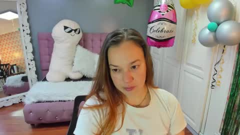 Tammara  online show from October 2025 02:20:01 AM