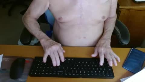 Tampaman321 online show from September 2025 12:21:02 PM