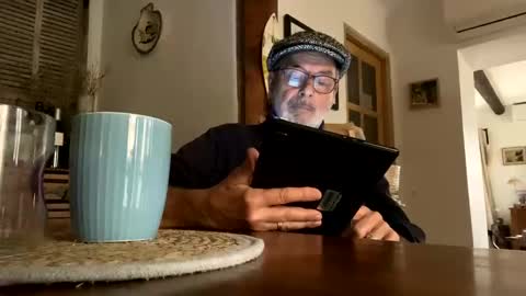 Dominique online show from January 2025 11:03:02 AM