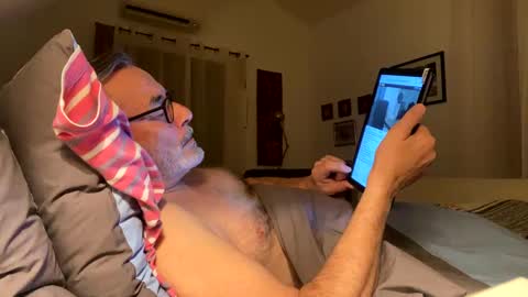 Dominique online show from February 2025 11:24:01 PM