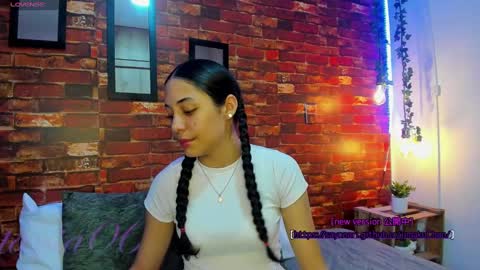 tania06 online show from February 2025 01:31:02 PM