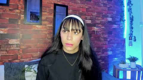 tania06 online show from September 2025 01:33:01 PM