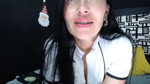 Snapshot of tania_mature chatting on January 2025 10:34:02 PM tania online show from January 2025 10:34:02 PM