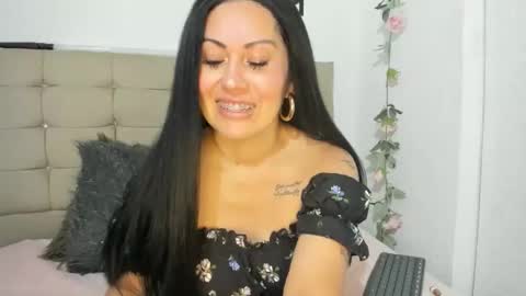 Snapshot of tania_mature chatting on February 2026 06:25:01 PM tania online show from February 2026 06:25:01 PM