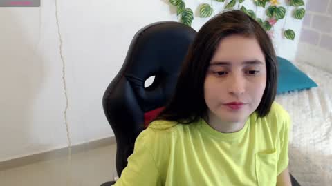 Tania  online show from February 2025 08:53:01 PM