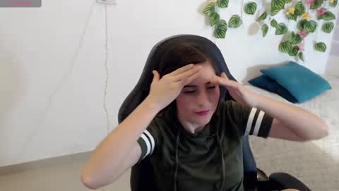 Tania  online show from February 2025 04:39:02 PM