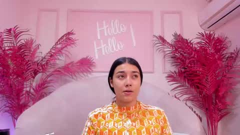 Snapshot of taniamilan chatting on February 2025 11:35:02 AM Tania online show from February 2025 11:35:02 AM