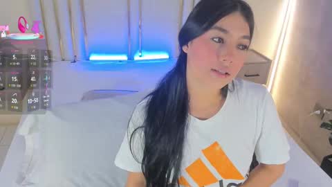 Snapshot of taniamilan chatting on September 2025 11:42:01 AM Tania online show from September 2025 11:42:01 AM