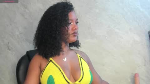 Tanisha online show from December 2025 01:38:02 PM