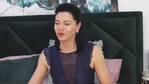 Snapshot of taniyagrey chatting on January 2025 11:49:02 AM tanyaGrey online show from January 2025 11:49:02 AM