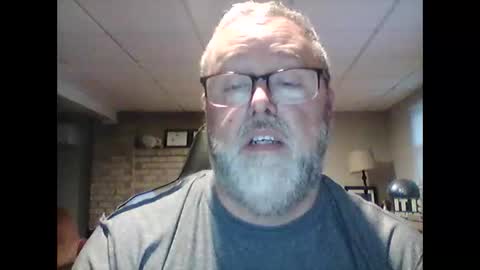 Snapshot of tank106 chatting on April 2026 11:35:02 PM tank106 online show from April 2026 11:35:02 PM