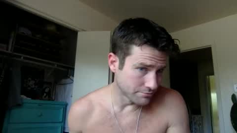 Dr. Love online show from October 2025 03:45:02 PM