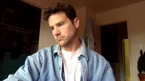 Dr. Love online show from November 2025 07:49:02 PM