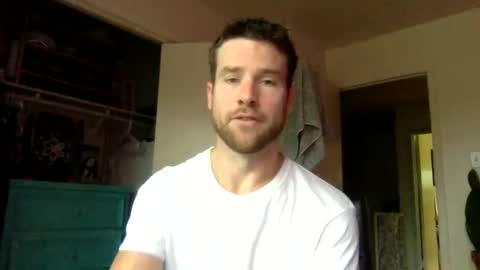 Dr. Love online show from December 2025 04:23:02 PM