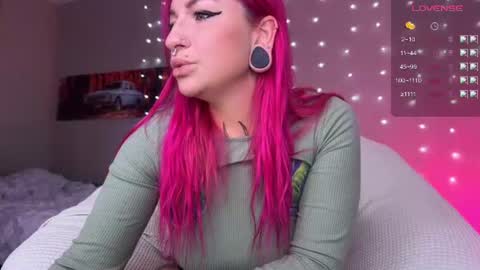Snapshot of tanya_acid chatting on July 2026 05:32:02 AM Tanya acid online show from July 2026 05:32:02 AM