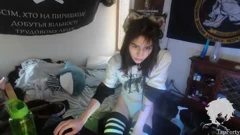 Snapshot of tap_forty chatting on May 2026 12:37:01 AM tap_forty online show from May 2026 12:37:01 AM