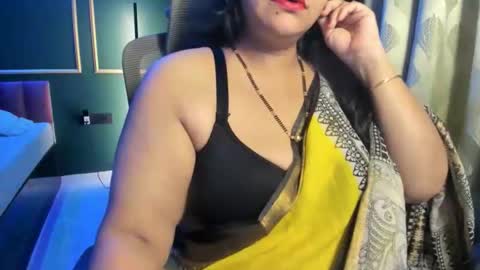 Snapshot of tarivishu23 chatting on February 2026 01:02:01 AM tarivishu23 online show from February 2026 01:02:01 AM