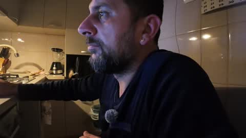 tarkan198 online show from January 2025 12:49:01 AM