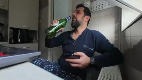 tarkan198 online show from February 2025 11:10:02 AM