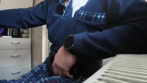 tarkan198 online show from February 2025 08:44:02 AM