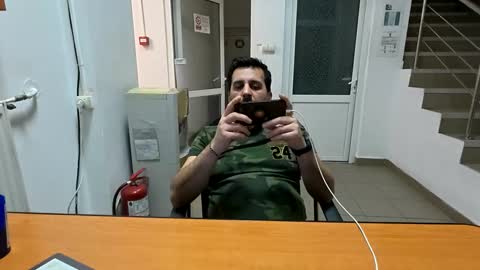 tarkan198 online show from March 2025 06:19:01 PM