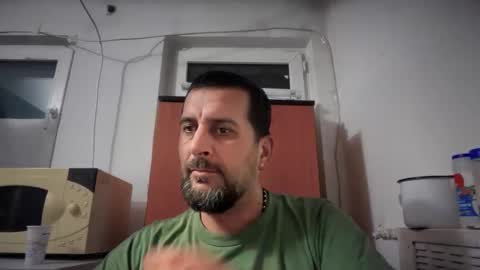 tarkan198 online show from October 2025 06:39:02 PM