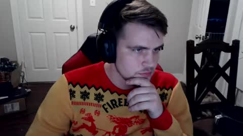 Snapshot of tarus333 chatting on December 2024 01:38:02 PM tarus333 online show from December 2024 01:38:02 PM