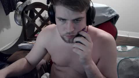 Snapshot of tarus333 chatting on December 2024 05:26:01 AM tarus333 online show from December 2024 05:26:01 AM