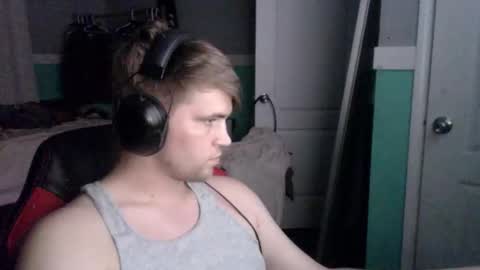 Snapshot of tarus333 chatting on October 2025 12:58:01 AM tarus333 online show from October 2025 12:58:01 AM