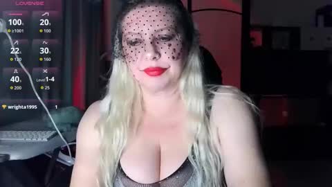 Tasha  Moon online show from October 2025 05:14:01 PM